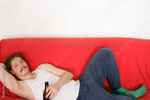 Foto: Mann mit Alkoholsucht Mann mit Alkoholsucht
