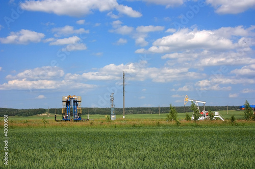Photo: Нефтяные качалки в поле Нефтяные качалки в поле