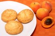 amaretti biscuits and apricots
