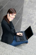 Photo: Femme d'affaire au téléphone Femme d'affaire au téléphone