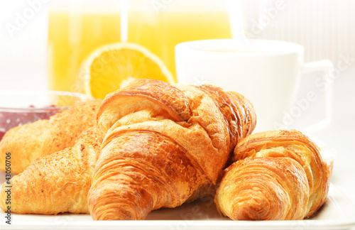 Foto: Composition with breakfast on the table Composition with breakfast on the table