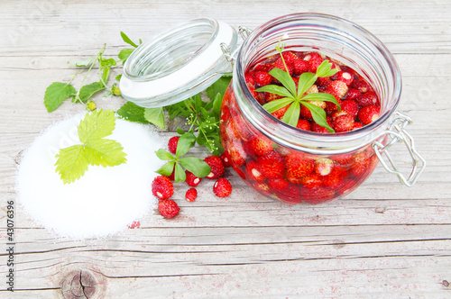Photo: Walderdbeeren einkochen Walderdbeeren einkochen