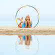 Foto: girl training on beach girl training on beach