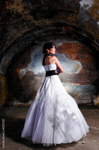 Photo: trash the dress woman trash the dress woman