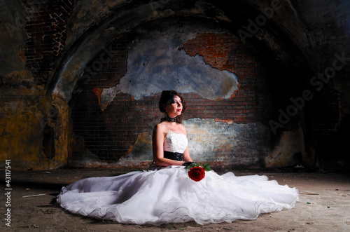 Photo: trash the dress woman trash the dress woman