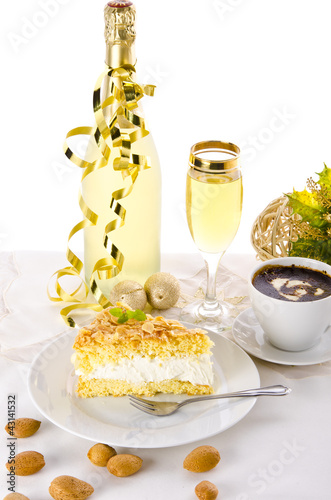 Foto: champagne and cake champagne and cake