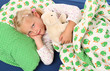 Foto: Mädchen im Bett Mädchen im Bett