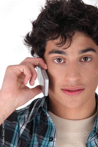 Foto: Teen on the phone Teen on the phone