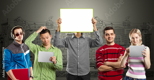 Foto: Male With Write Board In His Hands Male With Write Board In His Hands