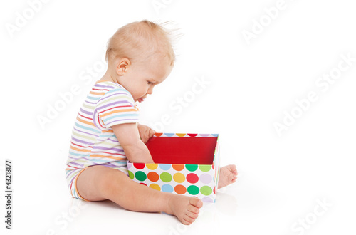 Photo: geschenk auspacken geschenk auspacken
