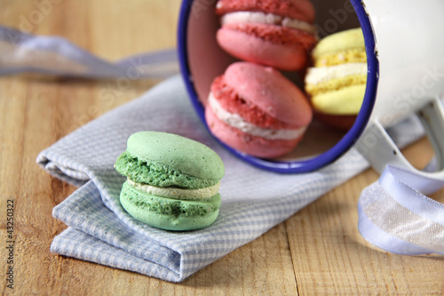 Foto: bunte macarons bunte macarons