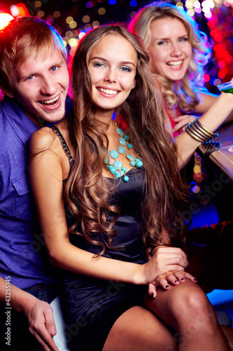 Photo: Friendly clubbers Friendly clubbers