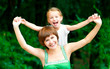 Foto: Smiling Mother and daughter Smiling Mother and daughter