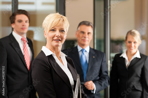 Photo: Business - Besprechung in einem Büro Business - Besprechung in einem Büro