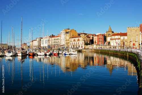 Photo: Marina of Gijon, Asturias (Spain) Marina of Gijon, Asturias (Spain)