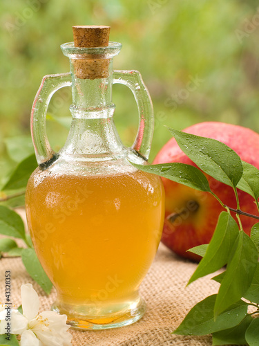 Photo: Apple cider vinegar Apple cider vinegar