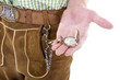 Taschenuhr an der Lederhose