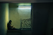 Foto: Young drug addict shooting up heroin in abandoned house Young drug addict shooting up heroin in abandoned house