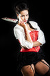 Foto: attractive brunette woman with bloody knife attractive brunette woman with bloody knife