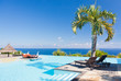 piscine à débordement
