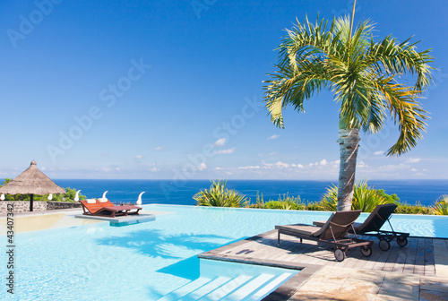Photo: piscine à débordement piscine à débordement