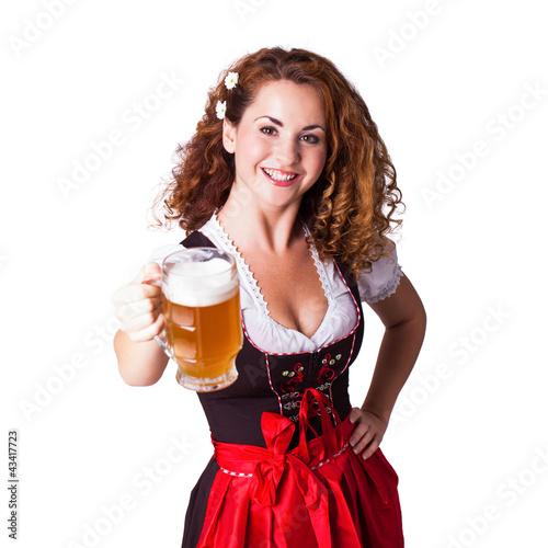 Photo: junge brünette Frau im Trachtenkleid mit Masskrug junge brünette Frau im Trachtenkleid mit Masskrug
