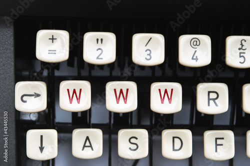 Photo: Intenet Typewriter Intenet Typewriter