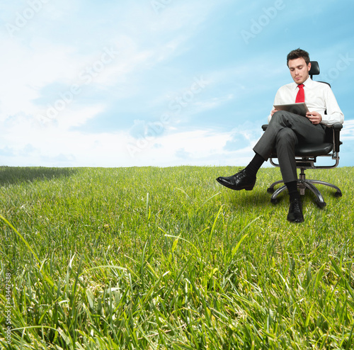 Foto: Businessman enjoying a relaxing day Businessman enjoying a relaxing day