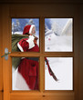 Weihnachtsmann am Fenster