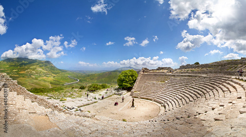 Photo: Teatro di Segesta, Sicily, Italy Teatro di Segesta, Sicily, Italy