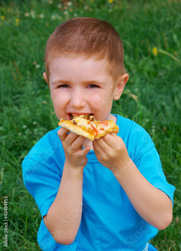Photo: Picnic on the grass. Picnic on the grass.