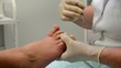 Vídeo: Fußpflege Fußpflege