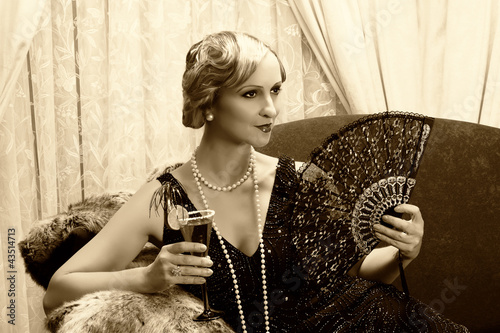 Photo: Sepia twenties cocktail Sepia twenties cocktail