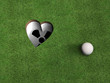 Golfloch in Herzform