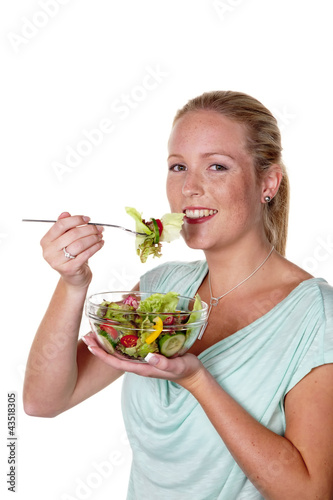 Foto: Frau mit Salat Frau mit Salat