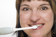 Foto: tooth brusching near tooth brusching near