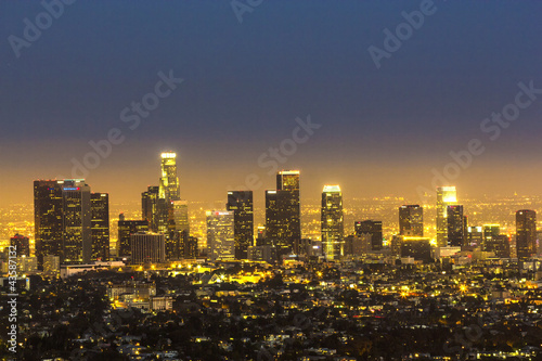 Photo: view to city of Los Angeles from Griffith park in the evening view to city of Los Angeles from Griffith park in the evening