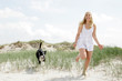 Hübsche Frau mit Hund