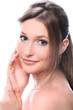 Foto: Portrait of beautiful young woman with clean face Portrait of beautiful young woman with clean face
