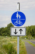 Schild - Fußgänger und Radfahrer gemeinsam