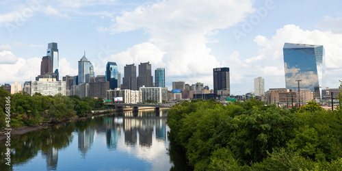 Photo: Panoramic skyline view of Philadelphia, Pennsylvania . Panoramic skyline view of Philadelphia, Pennsylvania .