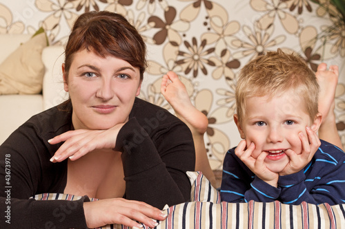 Photo: mama und sohn mama und sohn