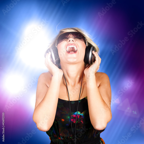 Photo: listen to the music listen to the music
