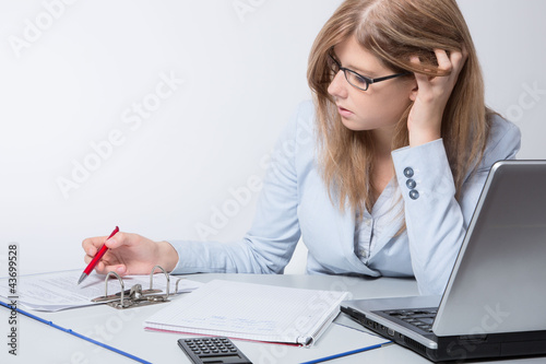 Foto: Büroarbeit Büroarbeit