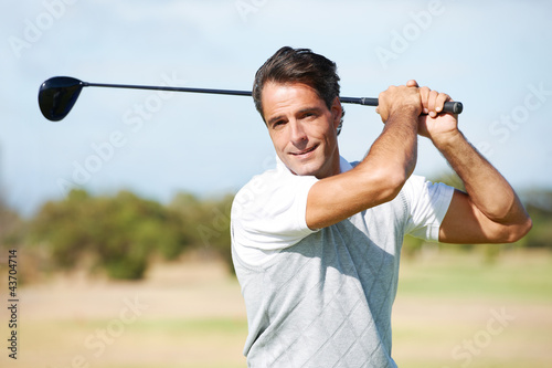 Foto: Confident he's hit that hole-in-one Confident he's hit that hole-in-one