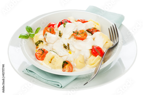 Foto: Tortellinis mit Käsesauce Tortellinis mit Käsesauce