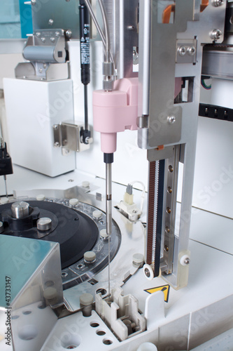 Photo: Lab analyzing equipment Lab analyzing equipment