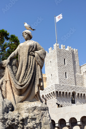 Photo: statue statue