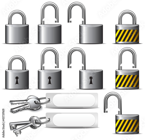 Vetor: Padlock and Key - A set of Padlocks and Keys in Steel Padlock and Key - A set of Padlocks and Keys in Steel