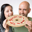 Paar mit Knäckebrot